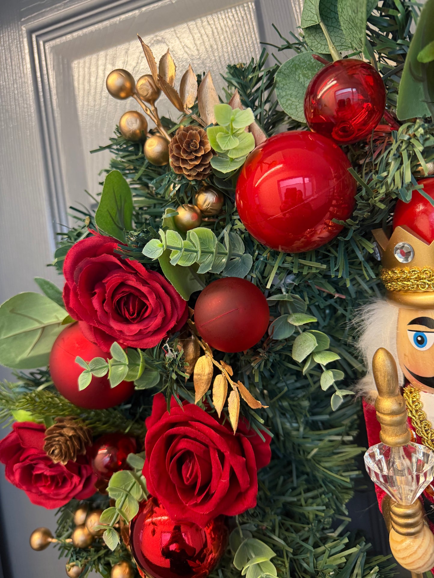 Luxury Nutcracker Christmas Wreath, 60cm Festive Door Wreath, Wooden Nutcracker Centerpiece, Red & Gold Bauble Wreath , Artificial
