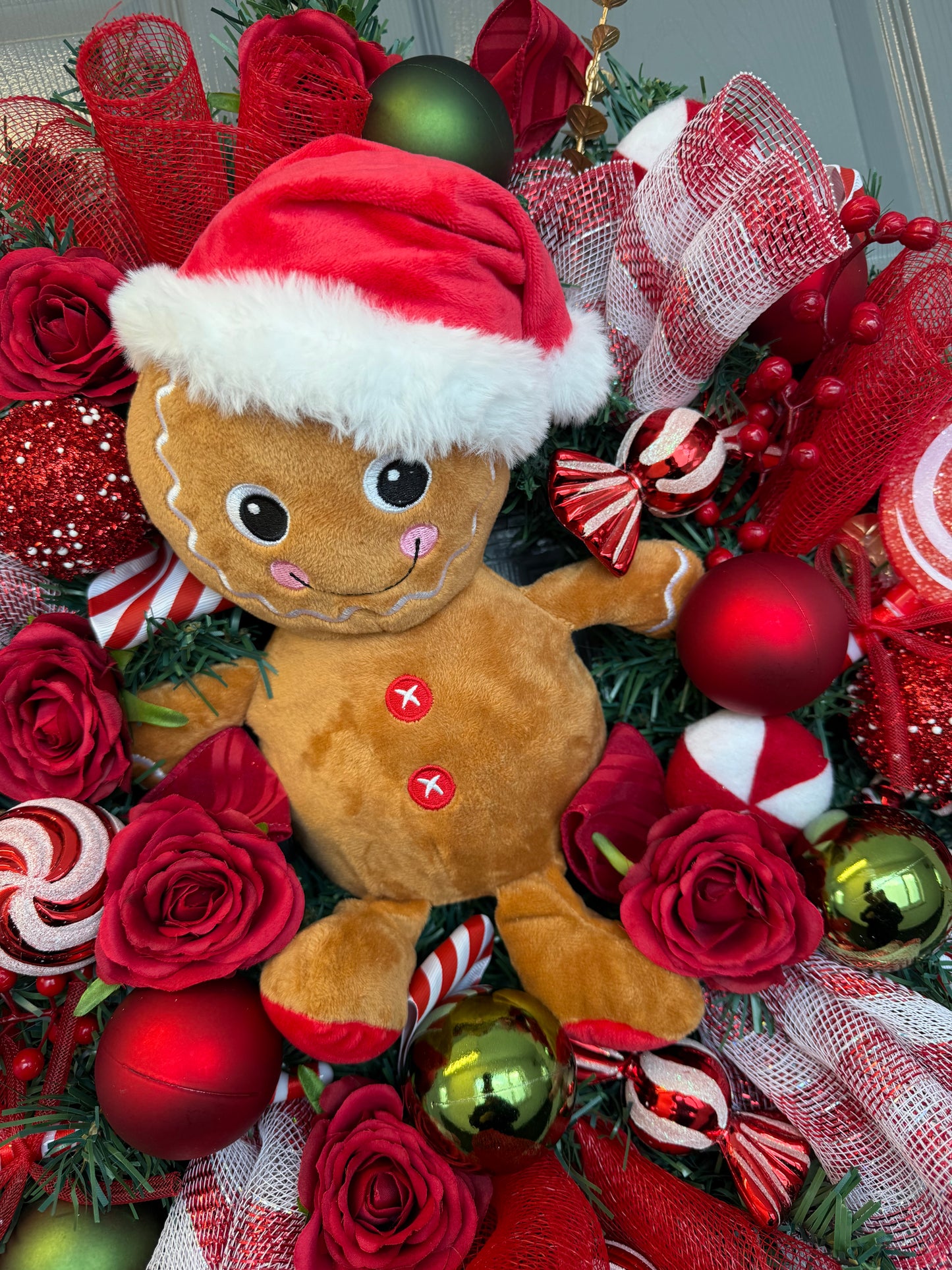 Gingerbread Candy Christmas Wreath | Holiday Door Decor with Gingerbread Man, Candy, Red, Green