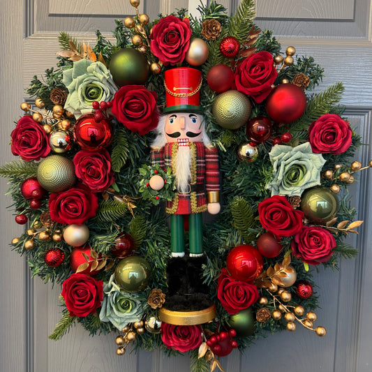 Luxury Tartan Nutcracker Christmas Wreath, 60cm Festive Door Wreath, Wooden Nutcracker Centerpiece, Red, Green, Gold Bauble , Artificial