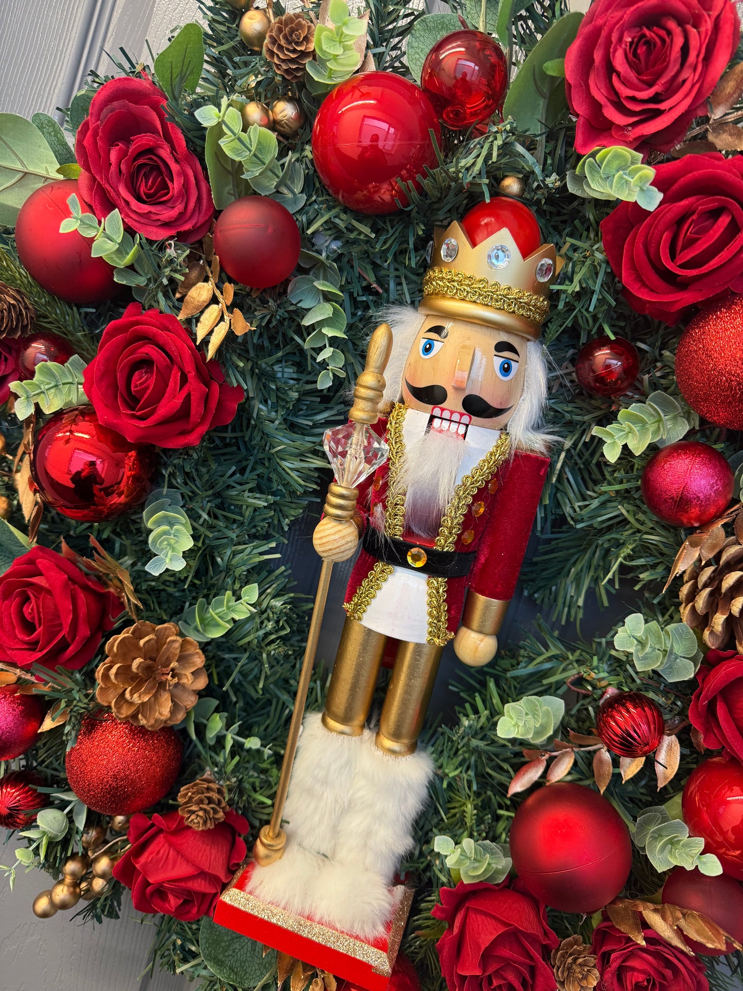Luxury Nutcracker Christmas Wreath, 60cm Festive Door Wreath, Wooden Nutcracker Centerpiece, Red & Gold Bauble Wreath , Artificial